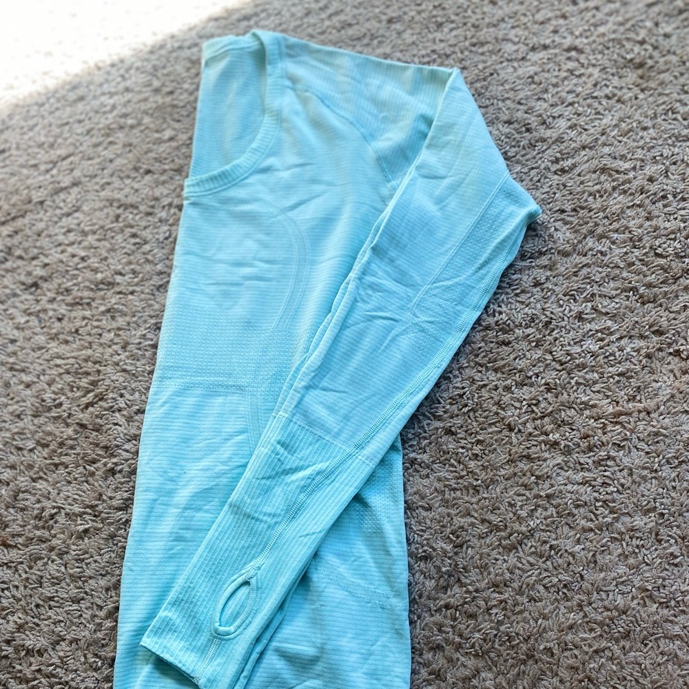 Teal lululemon long sleeve swifly tech